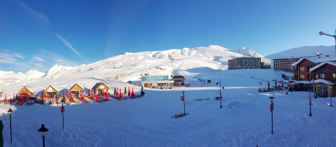 New Gudauri Suites By Gudauri Travel Экстерьер фото